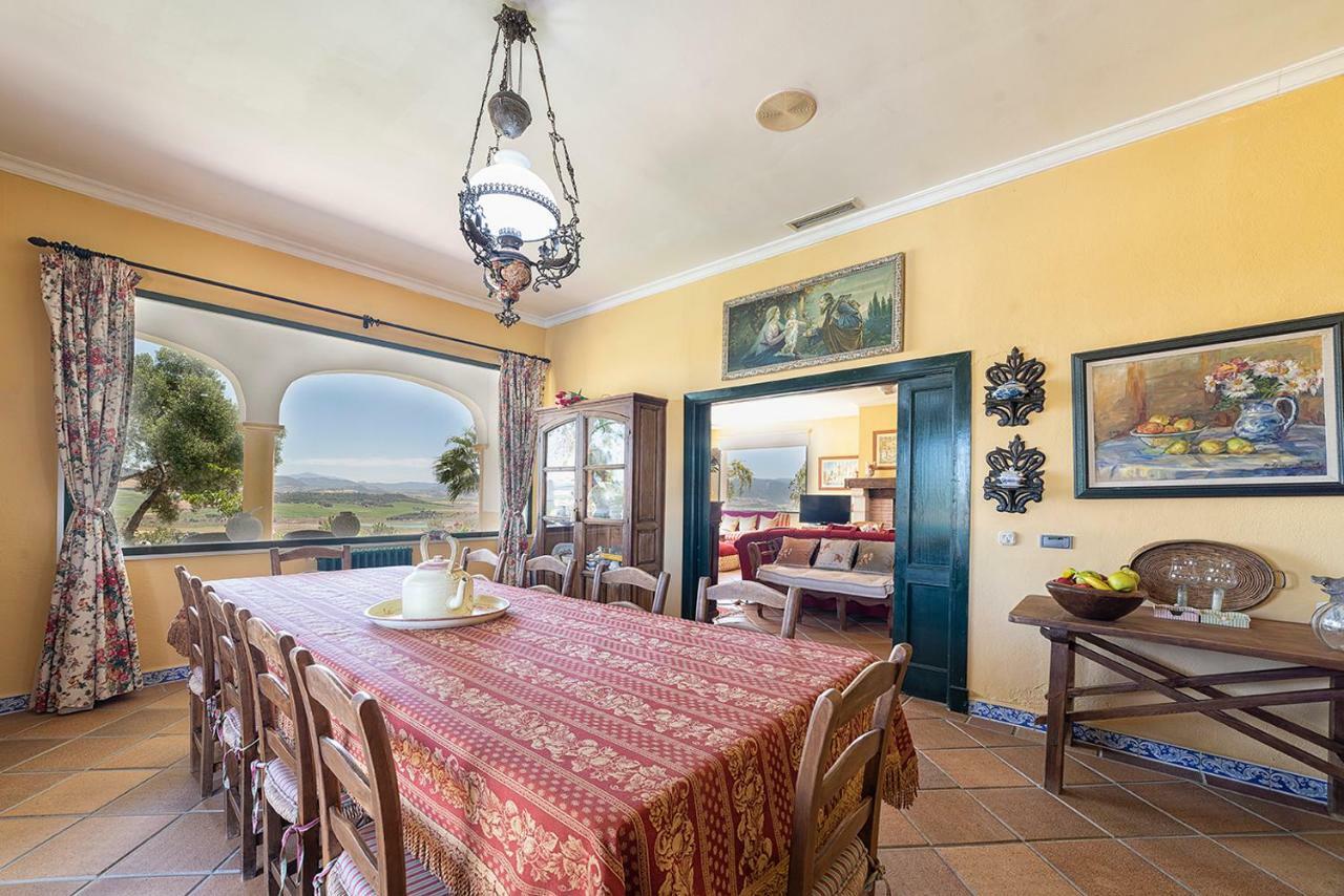 Alterhome Private Villa Cortijo Sierra Y Lago アルコス・デ・ラ・フロンテーラ エクステリア 写真