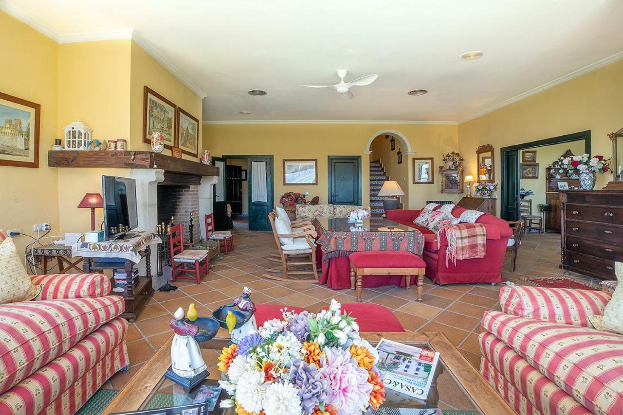 Alterhome Private Villa Cortijo Sierra Y Lago アルコス・デ・ラ・フロンテーラ エクステリア 写真